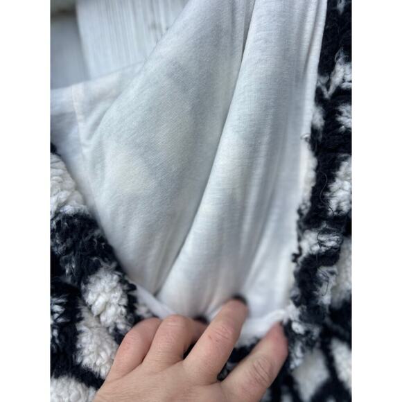 Pacsun Peace Sign Sherpa Hoodie Black White‎ Cozy Warm Zip Up Jacket Size L - Picture 7 of 8